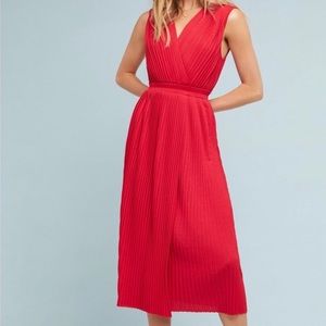 COPY - Anthropologie Tracy Reece red pleated midi…